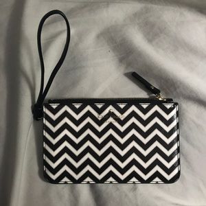 Kate Spade Wristlet EUC